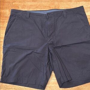 NWOT - Columbia Men's Navy Flat Front Shorts